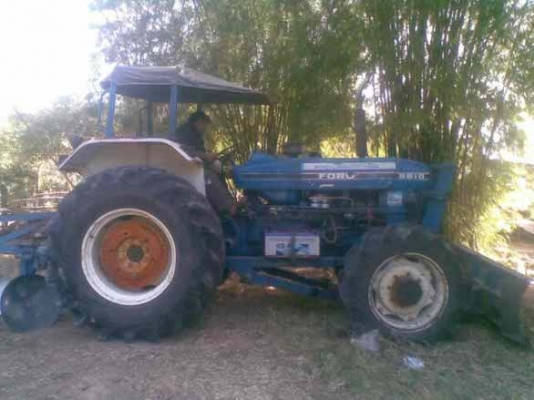 FORD 6610 - 2 เพลา เสื้อลาย คานหน้า ZF อุปกรณ์พร้อม มีใบดันหน้า ผานพรวนดิน 3 เครื่องแน่นแรงดี ระบบไฮดรอลิกส์ไม่มีแตกไม่มีปัญหา ช่วงล่างแน่นยางสภาพดี 70\% พร้อมทำงานได้เลย เอกสารใบอินวอยซ์ครบถูกต้อง ราคาต่อรองได้ครับ FORD 6610 - 2 เพลา เสื้อลาย คานหน้า ZF อุปกรณ์พร้อม มีใบดันหน้า ผานพรวนดิน 3 เครื่องแน่นแรงดี ระบบไฮดรอลิกส์ไม่มีแตกไม่มีปัญหา ช่วงล่างแน่นยางสภาพดี 70\% พร้อมทำงานได้เลย เอกสารใบอินวอยซ์ครบถูกต้อง ราคาต่อรองได้ครับ