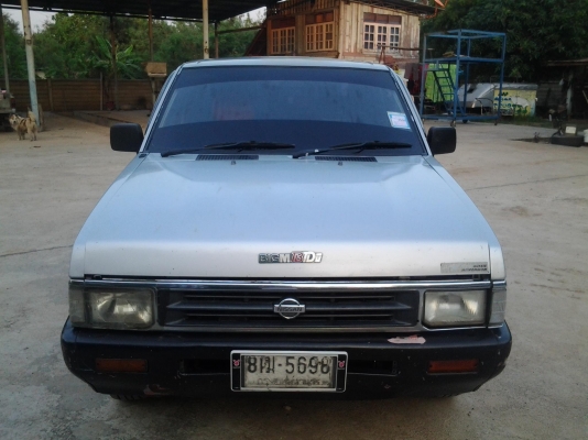 NISSAN BIG M 1996