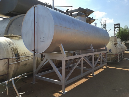 ขายถังน้ำมันเหล็ก 10,000 ลิตร พร้อมขา สภาพพร้อมใช้งาน