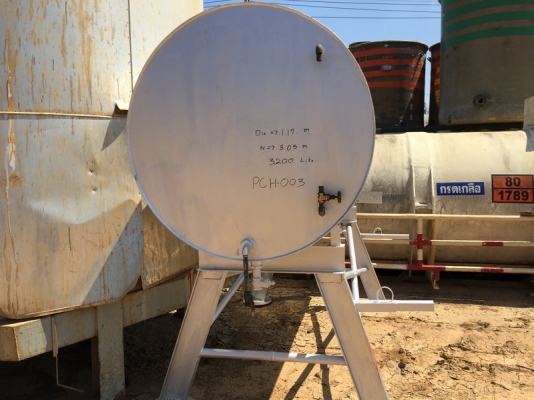 ขายถังน้ำมันเหล็ก ขนาด 3,200 ลิตร สวยมาก พร้อมใช้งาน ขายถังน้ำมันเหล็ก ขนาด 3,200 ลิตร สวยมาก พร้อมใช้งาน