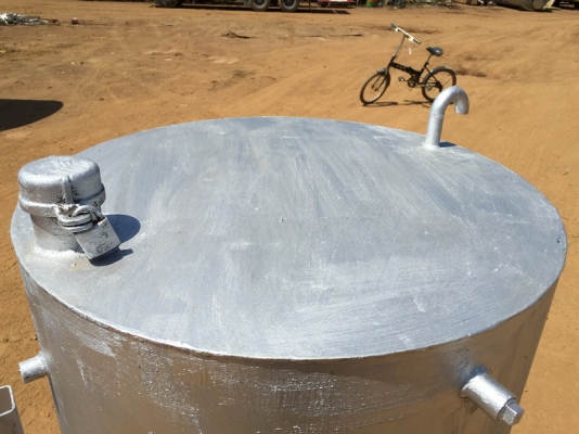 ถังน้ำมันเหล็ก ขนาด 600 ลิตร สถาพสวย พร้อมใช้งาน ถังน้ำมันเหล็ก ขนาด 600 ลิตร สถาพสวย พร้อมใช้งาน