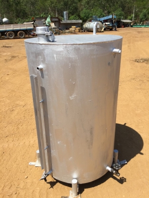 ถังน้ำมันเหล็ก ขนาด 600 ลิตร สถาพสวย พร้อมใช้งาน ถังน้ำมันเหล็ก ขนาด 600 ลิตร สถาพสวย พร้อมใช้งาน