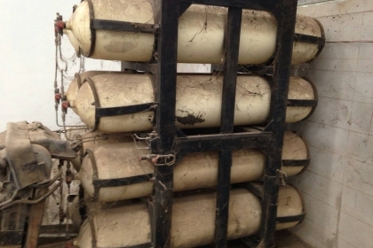 ขายด่วนครับ ถังแก๊ส NGV 1 ชุด มี 8 ถัง สภาพพร้อมใช้ ครับ มีจำนวนจำกัด