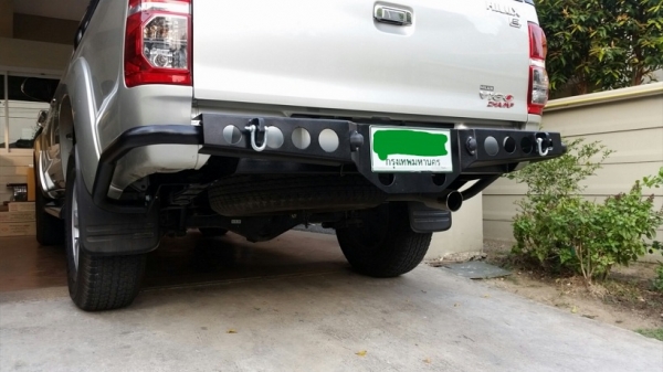 ขายกันชนหลังวีโก้ครับ