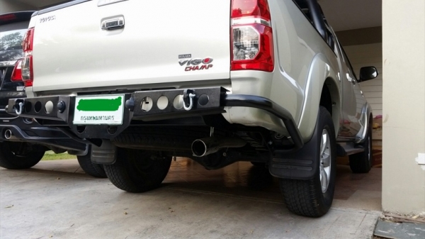 ขายกันชนหลังวีโก้ครับ