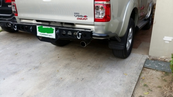 ขายกันชนหลังวีโก้ครับ