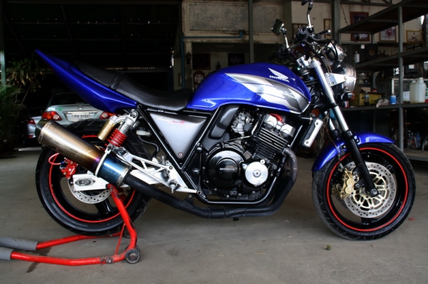 ขาย CB 400 ปี98 เวอร์ชั่น S ท้ายเทค3 ท่อแต่ง  สรรพสามิตแท้ สภาพนางฟ้า 69000