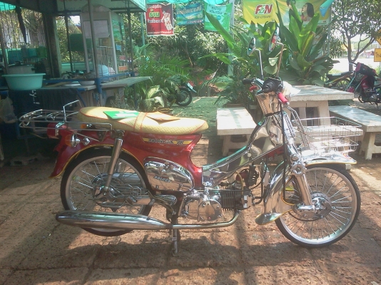 ขาย C70 เครื่องเวฟ Z ลูกเชีย ชัก 3 (มีเล่มทะเบียนเครื่อง+เล่มทะเบียนโครง) รถขี่ได้ปกติ อะไหล่เเต่งสวยๆ สภาพตามรูป ค่าตัว 15500 บาท สนใจทักเเชท หรือโทรสอบถามเพิ่มเติม 089-8054390 / 083-9008343 โอ๋ อยู่จังหวัด  ลพบุรี