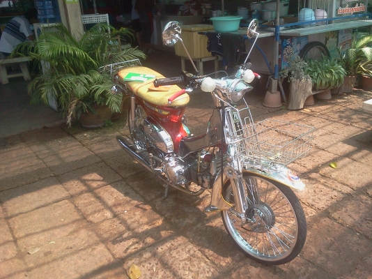 ขาย C70 เครื่องเวฟ Z ลูกเชีย ชัก 3 (มีเล่มทะเบียนเครื่อง+เล่มทะเบียนโครง) รถขี่ได้ปกติ อะไหล่เเต่งสวยๆ สภาพตามรูป ค่าตัว 15500 บาท สนใจทักเเชท หรือโทรสอบถามเพิ่มเติม 089-8054390 / 083-9008343 โอ๋ อยู่จังหวัด  ลพบุรี