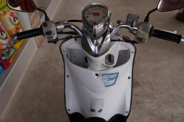 ขาย YAMAHA FINO รถปี 50 สภาพเดิม เครื่องดีมาก เฟืองทายไม่หอน เงียบมากมาก ครับ ระบบไฟติดครบ ชุดสีมีตำหนิ ตามสภาพ ครับ ทะเบียนพร้อมโอน ภาษี พรบ ขาด 1 ปี