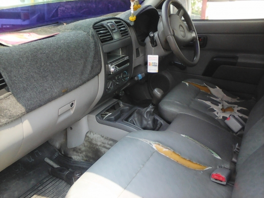 รถ อีซูซุ ดีแม็ก 2.5โบ์ปี45แอร์ พ.เวอร์ ตอนเดียวสภาพดีเดิมสวยทั้งคัน ทะเบียนพร้อมโอน