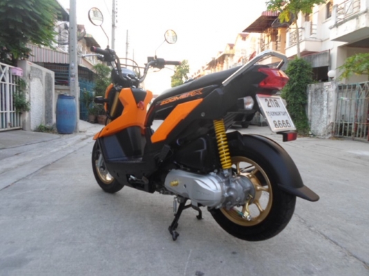 ยังไงก็ขาย zoomer-x ปี57 สวยๆ รถบ้านวิ่งน้อย 3XXX โล ชุดโอนครบ พร้อมใช้งาน