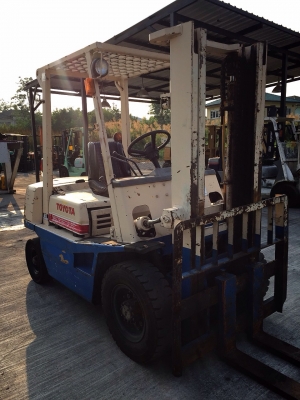 ถูกและดี ที่นี่ที่เดียว ขาย FORKLIFT - TOYOTA 4FD