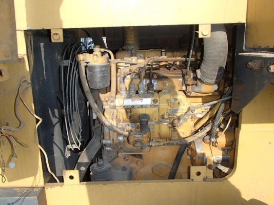 รถตักล้อยาง 507# 52677 ปี1984  เครื่อง 4 สูบ