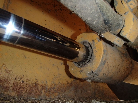 รถตักล้อยาง 507# 52677 ปี1984  เครื่อง 4 สูบ