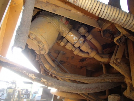 รถตักล้อยาง 507# 52677 ปี1984  เครื่อง 4 สูบ