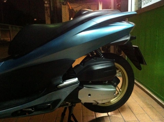 ขออนุญาติขาย HONDA PCX 150-i รุ่น IDLING STOP ปี 2013 โอนให้ฟรีครับ