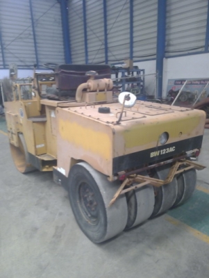 รถบด BOMAG BW123AC รถนำเข้าจากญี่ปุ่น