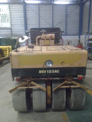 รถบด BOMAG BW123AC รถนำเข้าจากญี่ปุ่น