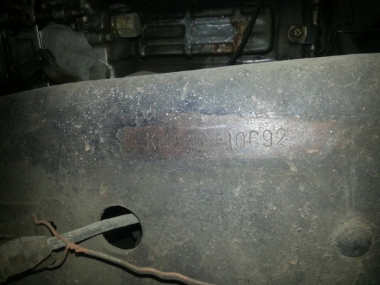 **220,000 บ.ต่อรอง///6ล้อHINO KM-155** ขาย HINO KM-155 6ล้อบรรทุก ช่วงยาว HINO KM540 วางEH300-155HP เกียร์ HINO KR 7เกียร์ถอย เครื่องลงเล่ม แล้ว เครื่องดี แน่นดี แรง เกียร์ดี ไม่หลุดครับ ช่วงล่างFหน้า-หลัง คัสซีดี ยังสวย ไม่ผุ กระบะพื้นเหล็ก ฝาทึบไม้ ยาว5