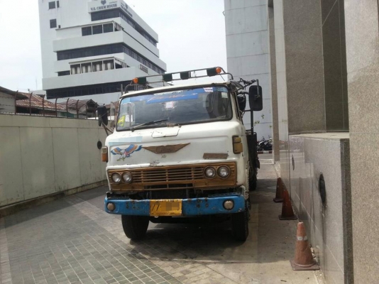 **220,000 บ.ต่อรอง///6ล้อHINO KM-155** ขาย HINO KM-155 6ล้อบรรทุก ช่วงยาว HINO KM540 วางEH300-155HP เกียร์ HINO KR 7เกียร์ถอย เครื่องลงเล่ม แล้ว เครื่องดี แน่นดี แรง เกียร์ดี ไม่หลุดครับ ช่วงล่างFหน้า-หลัง คัสซีดี ยังสวย ไม่ผุ กระบะพื้นเหล็ก ฝาทึบไม้ ยาว5