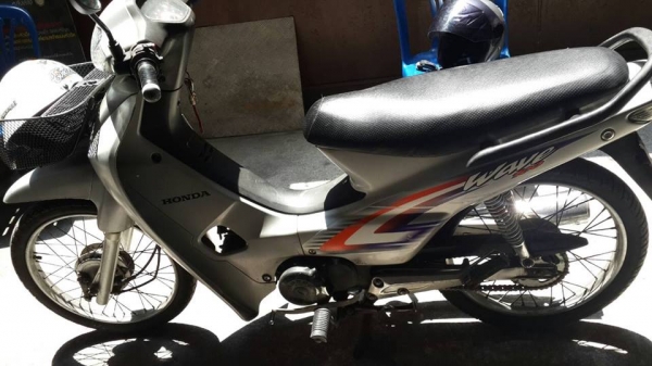 ขาย Honda Wave 100 S ปี 46 ดั้มเบรคหน้า สตาร์ทเท้า เครื่องดี สภาพเดิมๆ เล่มพร้อมโอน