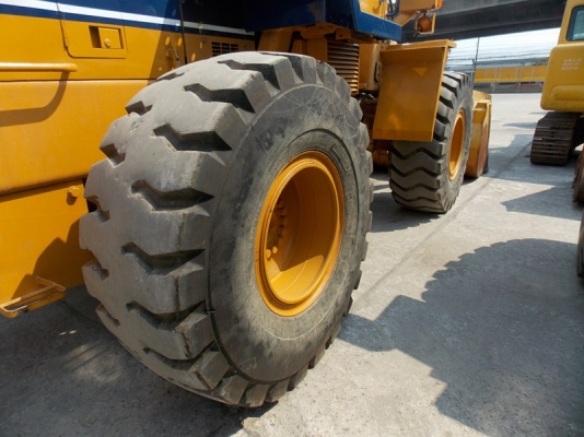 รถตัก KOMATSU WA300-1เพิ่งเข้ามาจากญี่ปุ่น รถตัก KOMATSU WA300-1เพิ่งเข้ามาจากญี่ปุ่น