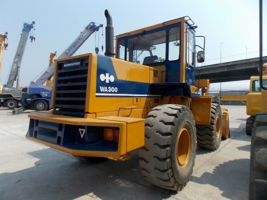 รถตัก KOMATSU WA300-1เพิ่งเข้ามาจากญี่ปุ่น รถตัก KOMATSU WA300-1เพิ่งเข้ามาจากญี่ปุ่น