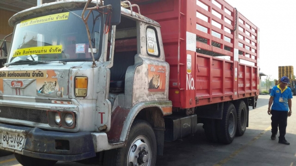 รถ10ล้อ เพลาเดี่ยว KT920 พวงมาลัยพาวเวอร์ สภาพดี