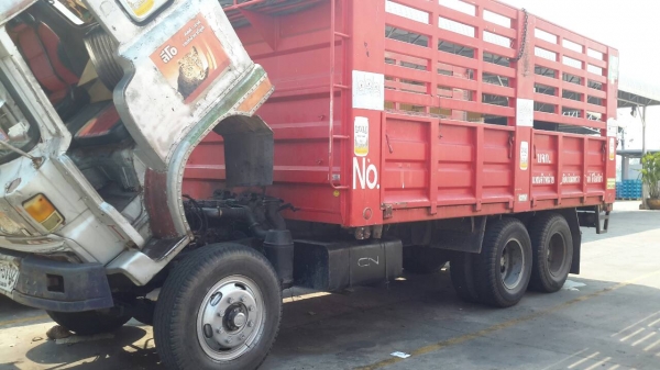 รถ10ล้อ เพลาเดี่ยว KT920 พวงมาลัยพาวเวอร์ สภาพดี