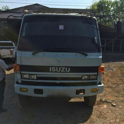 รถอีซูซุ 10 ล้อดั้ม FVZ  เปลื่ยนเครื่อง 175 แรงม้า. ปี 35  สนใจติดต่อ 081 - 6079515