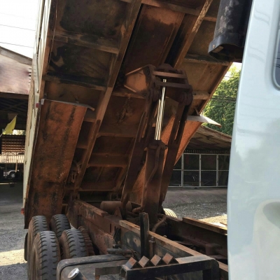 รถอีซูซุ 10 ล้อดั้ม FVZ  เปลื่ยนเครื่อง 175 แรงม้า. ปี 35  สนใจติดต่อ 081 - 6079515