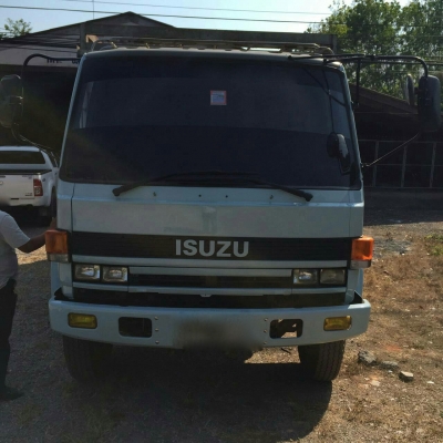 รถอีซูซุ 10 ล้อดั้ม FVZ  เปลื่ยนเครื่อง 175 แรงม้า. ปี 35  สนใจติดต่อ 081 - 6079515