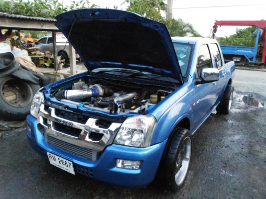 ขาย D-max 4 ประตู เทอร์โบใหญ่ ล้อล้น หล่อๆ แรงสะใจ