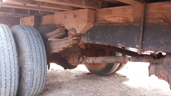 **220,000 บ.ต่อรอง///6ล้อKS-100** ขายISUZU KS-100 6ล้อ ช่วงล่างใหญ่ขอลุย ISUZU KS 100แรง ฝาขาว เครื่องวางใหม่ เกียร์ดี สโลวกลาง ช่วงล่าง คานหน้า115 6น็อต เฟืองท้ายF คัสซีเก็บงานมา แข็งแรง กระบะพื้นไม้คอกไม้สูงยาว4.30ม.สภาพดี พื้นดี คอกยังสวย ไม่ผุไม่หัก ฝ **220,000 บ.ต่อรอง///6ล้อKS-100** ขายISUZU KS-100 6ล้อ ช่วงล่างใหญ่ขอลุย ISUZU KS 100แรง ฝาขาว เครื่องวางใหม่ เกียร์ดี สโลวกลาง ช่วงล่าง คานหน้า115 6น็อต เฟืองท้ายF คัสซีเก็บงานมา แข็งแรง กระบะพื้นไม้คอกไม้สูงยาว4.30ม.สภาพดี พื้นดี คอกยังสวย ไม่ผุไม่หัก ฝ