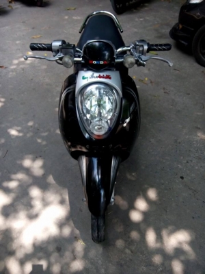 ขายถูก scoopy-iหัวฉีดปี2554รถบ้านราคาประหยัด มีเล่มครบ