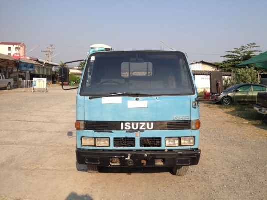 อีซูซุ NKR พร้อมใช้งาน