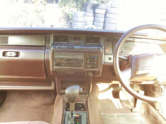 โตโยต้าคราวน์ เครื่องเจ ติดเเก๊ส โตโยต้าคราวน์ เครื่องเจ ติดเเก๊ส