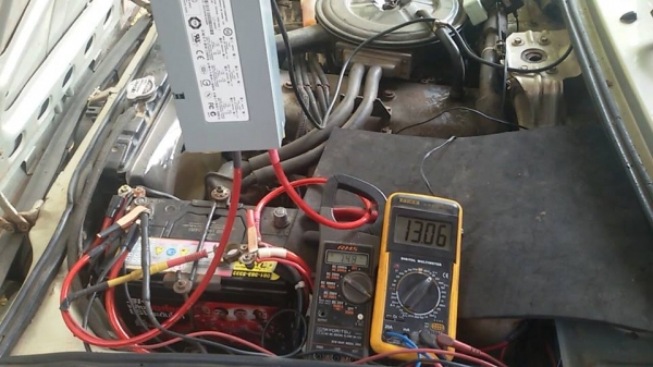 ขาย swiching 82A 12 -14.5 V ปรับราคาเหลือ 2200