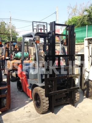ขายรถโฟล์คลิฟท์ โตโยต้า 8FG25 เสาสูง 3 ม. จากประเทศญี่ปุ่น