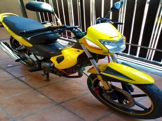 ขายSonic125 ปี45 ล้อแม็ก รถเครื่องเดิมๆแน่นๆ ขายSonic125 ปี45 ล้อแม็ก รถเครื่องเดิมๆแน่นๆ