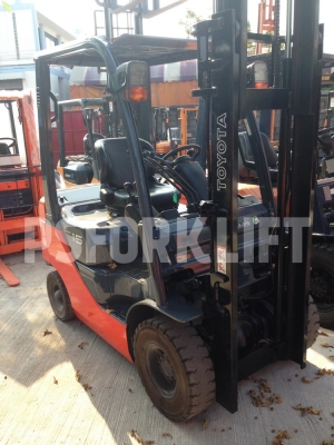 ขายรถโฟล์คลิฟท์ โตโยต้า 8FG15 เสาสูง 3 ม. จากประเทศญี่ปุ่น