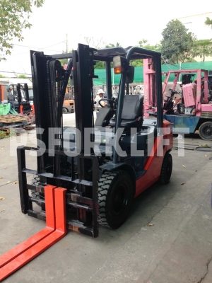 ขายรถโฟล์คลิฟท์ โตโยต้า 8FD25 เสาสูง 3 ม. จากประเทศญี่ปุ่น