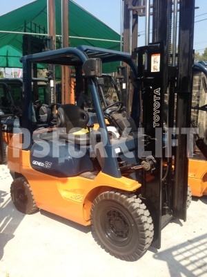 ขายรถโฟล์คลิฟท์ โตโยต้า 7FG25 เสาสูง 3 ม. จากประเทศญี่ปุ่น