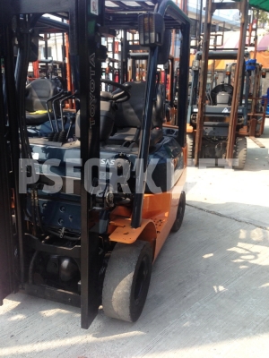 ขายรถโฟล์คลิฟท์ โตโยต้า 7FG15 เสาสูง 3 ม. จากประเทศญี่ปุ่น