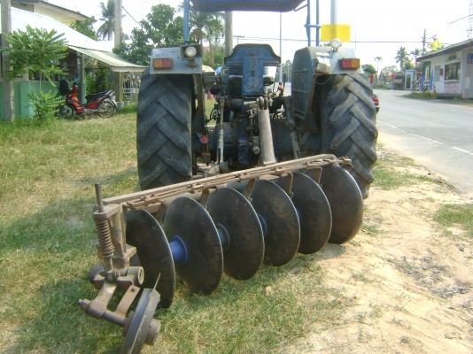 FORD 6610  ขับ 4 ล้อ อุปกรณ์ ตามภาพ  ( 420,000 บาท ) ขายด่วนๆ