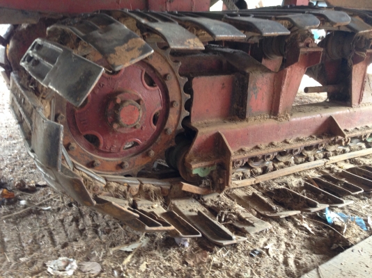 ขายรถเกี่ยวข้าวไทยเจริญ พร้อมรถเทลเลอร์ ราคา 375,000 บาท ขาย รถเกี่ยวข้าวไทยเจริญการช่าง มีภาพวีดีโอ เครื่องยนต์ ISUZU 185  แรงอุ้ม 2.5 ตัน ปั๊มไดกิ้นเบอร์ 21 ช่วงล่างตัวเดิน 10HT รถพร้อมใช้งาน โทร 081 -9972972  089-8451778