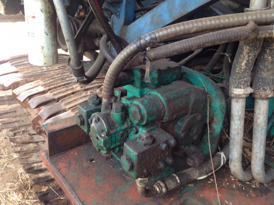 ขายรถเกี่ยวข้าวไทยเจริญ พร้อมรถเทลเลอร์ ราคา 375,000 บาท ขาย รถเกี่ยวข้าวไทยเจริญการช่าง มีภาพวีดีโอ เครื่องยนต์ ISUZU 185  แรงอุ้ม 2.5 ตัน ปั๊มไดกิ้นเบอร์ 21 ช่วงล่างตัวเดิน 10HT รถพร้อมใช้งาน โทร 081 -9972972  089-8451778