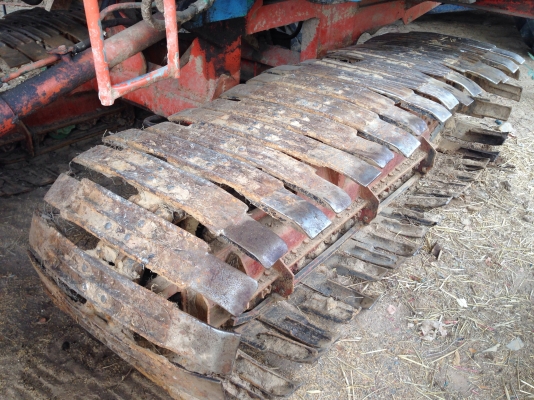 ขายรถเกี่ยวข้าวไทยเจริญ พร้อมรถเทลเลอร์ ราคา 375,000 บาท ขาย รถเกี่ยวข้าวไทยเจริญการช่าง มีภาพวีดีโอ เครื่องยนต์ ISUZU 185  แรงอุ้ม 2.5 ตัน ปั๊มไดกิ้นเบอร์ 21 ช่วงล่างตัวเดิน 10HT รถพร้อมใช้งาน โทร 081 -9972972  089-8451778