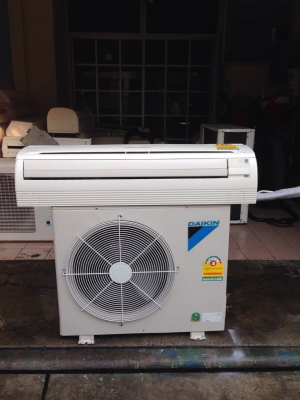 **** ขายแอร์ DAIKIN 18000 BTU สภาพสวย ****
